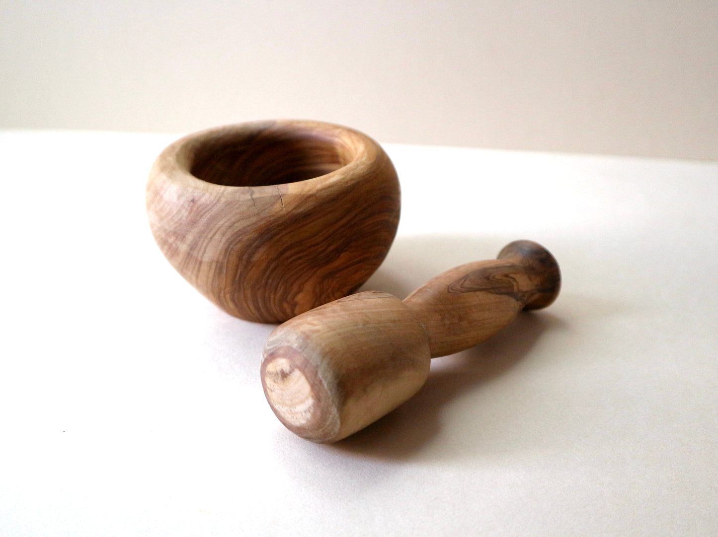 手入れして長く使えるオリーブウッドシリーズ | すり鉢